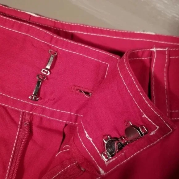 Campaigne Lightweight Red Capri Pant - Picture 4 of 6